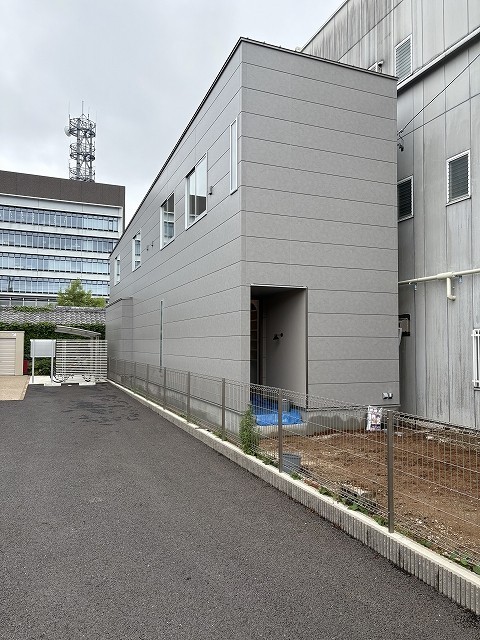 間口3.3ｍ　狭小間口に建つお家